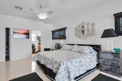 900 Shelter Bay Dr Ocean Drive, Key Colony, FL 33051 - Photo 35