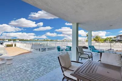 900 Shelter Bay Dr Ocean Drive, Key Colony, FL 33051 - Photo 31