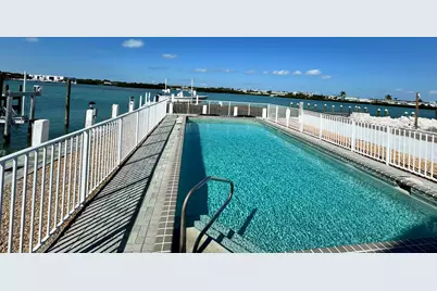 900 Shelter Bay Dr Ocean Drive, Key Colony, FL 33051 - Photo 67