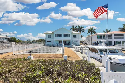 900 Shelter Bay Dr Ocean Drive, Key Colony, FL 33051 - Photo 21