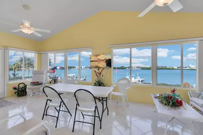 900 Shelter Bay Dr Ocean Drive, Key Colony, FL 33051 - Photo 27