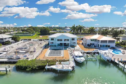 900 Shelter Bay Dr Ocean Drive, Key Colony, FL 33051 - Photo 19