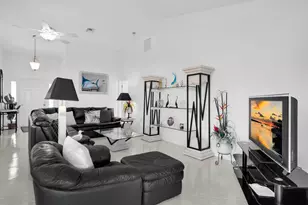 900 Shelter Bay Dr Ocean Dr, Key Colony, FL 33051 - Photo 7