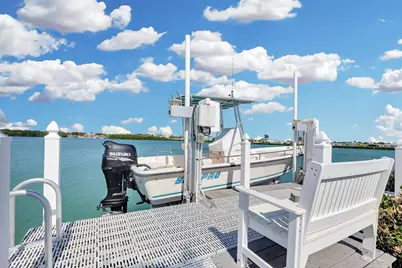 900 Shelter Bay Dr Ocean Drive, Key Colony, FL 33051 - Photo 23
