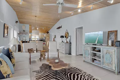 651 9th Street, Key Colony, FL 33051 - Photo 21