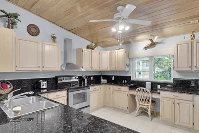651 9th Street, Key Colony, FL 33051 - Photo 3