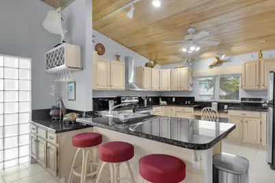 651 9th Street, Key Colony, FL 33051 - Photo 25