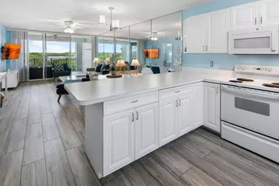 1901 S Roosevelt Boulevard #202 W, Key West, FL 33040 - Photo 9