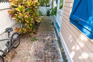 1012 Packer St, Key West, FL 33040 - Photo 5