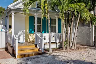 4 Aronovitz Ln, Key West, FL 33040 - Photo 35
