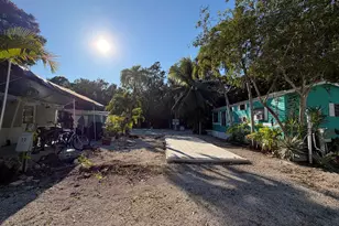 101551 Overseas Hwy, Key Largo, FL 33037 - Photo 1