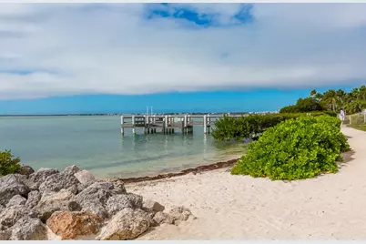 1133 W Ocean Drive #16, Key Colony, FL 33051 - Photo 31