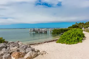 1133 W Ocean Dr, Key Colony, FL 33051 - Photo 31