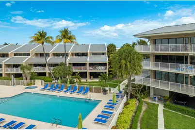1133 W Ocean Drive #10, Key Colony, FL 33051 - Photo 1