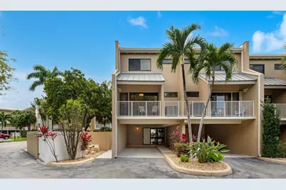 1133 W Ocean Drive #10, Key Colony, FL 33051 - Photo 3