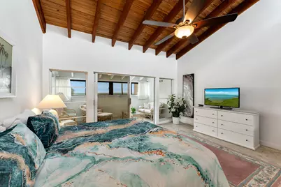1133 W Ocean Drive #10, Key Colony, FL 33051 - Photo 31