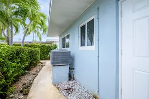 410 10th St, Key Colony, FL 33051 - Photo 33