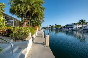 410 10th St, Key Colony, FL 33051 - Photo 35