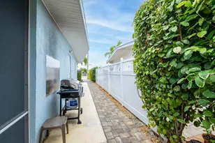 410 10th St, Key Colony, FL 33051 - Photo 25