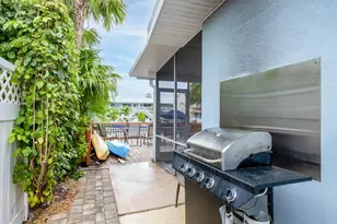 410 10th St, Key Colony, FL 33051 - Photo 29