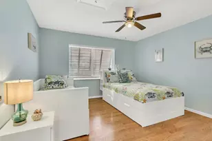 37 Blue Water Dr, Lower Sugarloaf Key, FL 33040 - Photo 13