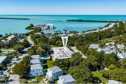 1129 Pebble Beach Lane #12, Duck Key, FL 33050 - Photo 19