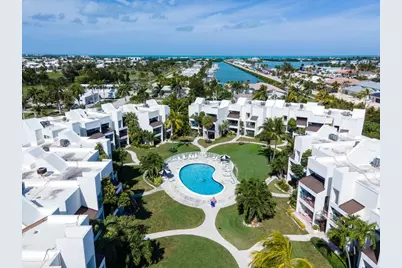 601 W Ocean Drive #410, Key Colony, FL 33051 - Photo 3