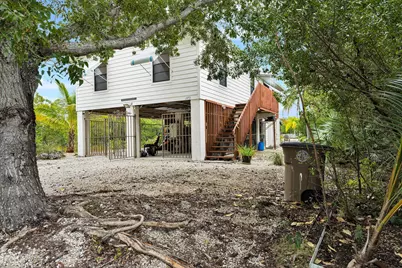 175 E Cahill Court, Big Pine Key, FL 33043 - Photo 3