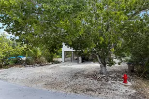 175 E Cahill Ct, Big Pine Key, FL 33043 - Photo 9