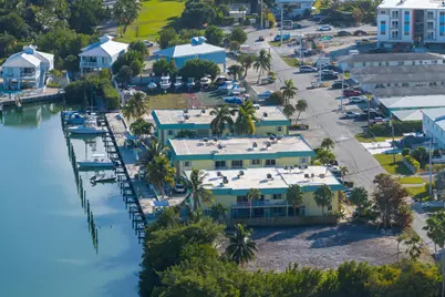 105 Avenue D #APT 113, Marathon, FL 33050 - Photo 21
