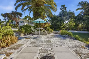 17249 E Bonefish Ln, Sugarloaf Key, FL 33042 - Photo 9