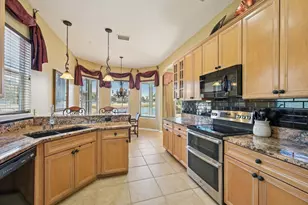 709 Blackmoor Gate Ln, Other, FL 32619 - Photo 19