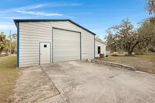 114 N Myrtle St, Fellsmere, FL 00000 - Photo 1