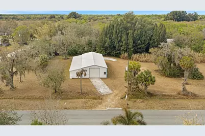 114 N Myrtle Street, Fellsmere, FL 00000 - Photo 1