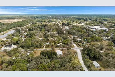 114 N Myrtle Street, Fellsmere, FL 00000 - Photo 11