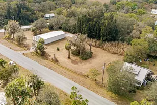 114 N Myrtle St, Fellsmere, FL 00000 - Photo 7