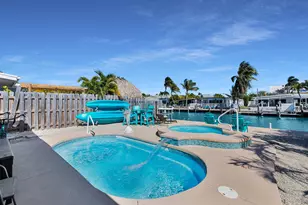 230 11th St, Key Colony, FL 33051 - Photo 11