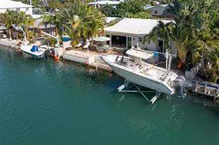 21 Bougainvillea Ave, Key Haven, FL 33040 - Photo 7