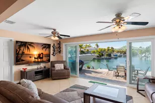 21 Bougainvillea Ave, Key Haven, FL 33040 - Photo 17