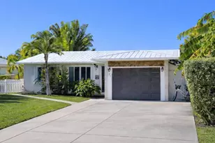 21 Bougainvillea Ave, Key Haven, FL 33040 - Photo 15