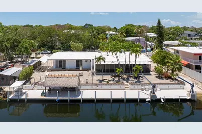 214 Pueblo Street, Plantation Key, FL 33070 - Photo 1