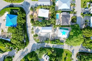 224 W Seaview Dr, Duck Key, FL 33050 - Photo 25
