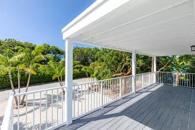 224 W Seaview Drive, Duck Key, FL 33050 - Photo 9