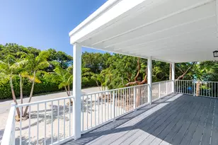 224 W Seaview Dr, Duck Key, FL 33050 - Photo 9