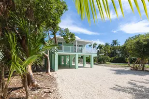224 W Seaview Dr, Duck Key, FL 33050 - Photo 1