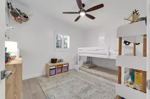 9 Transylvania Ave, Key Largo, FL 33037 - Photo 25