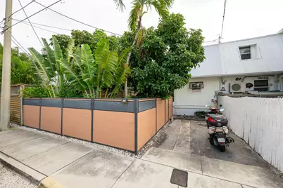 3246 Duck Avenue, Key West, FL 33040 - Photo 17