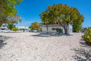 29662 Independence Ave, Big Pine Key, FL 33043 - Photo 23