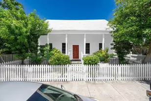 818 Elizabeth St, Key West, FL 33040 - Photo 1