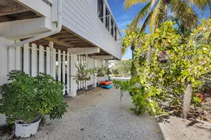 27369 St Vincent Ln, Ramrod Key, FL 33042 - Photo 15